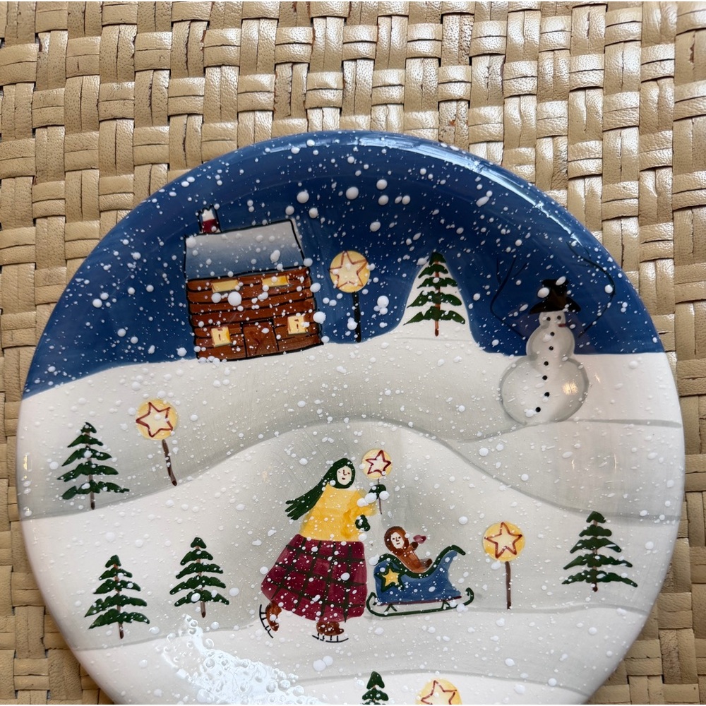 Festive Winter Scene Decorative Plate NIB